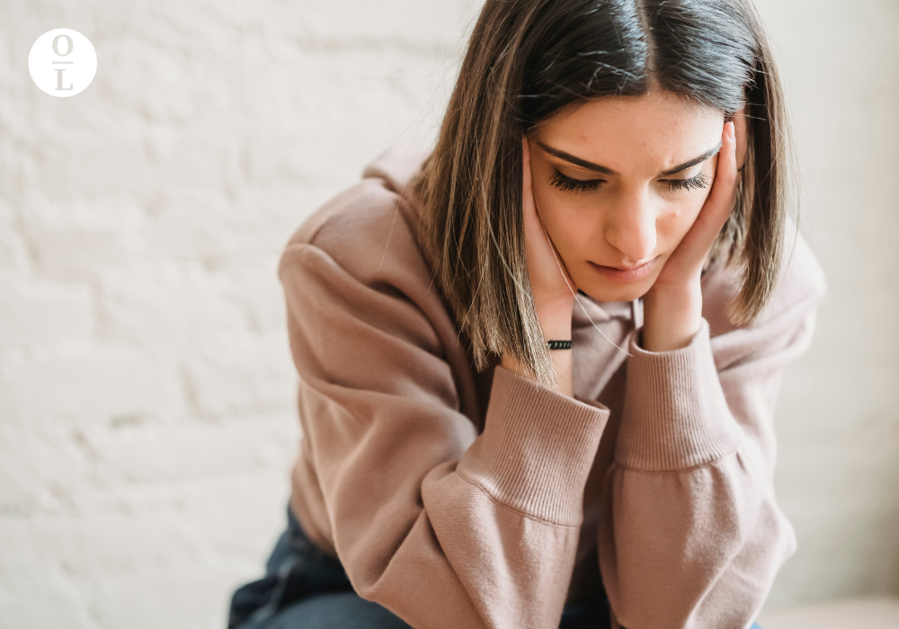 Top 3 Essential Oils For Sadness