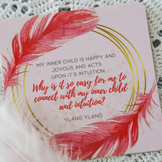 Positive Affirmation and Essential Oils Card Deck